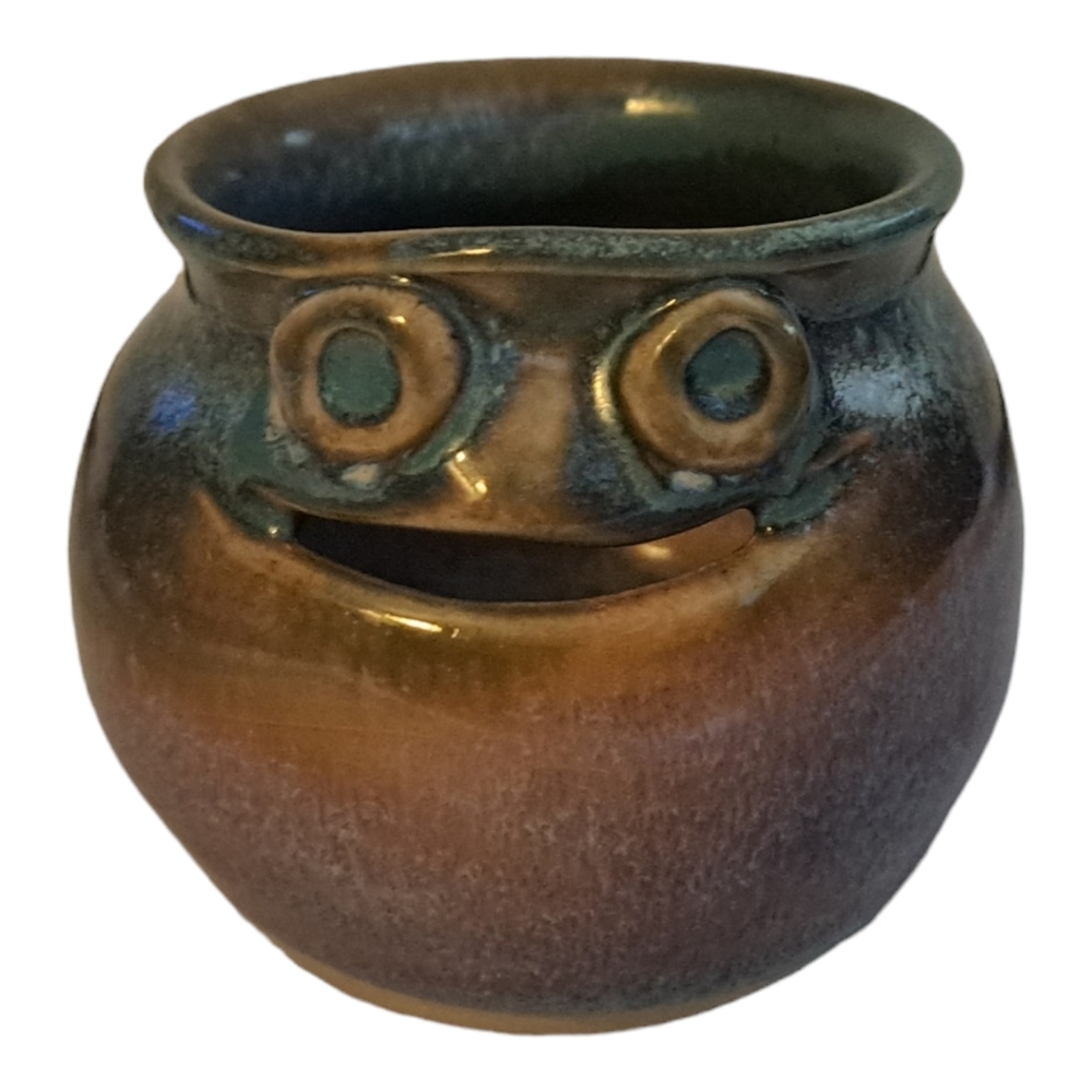 Art Pottery Egg Separator Face Cup